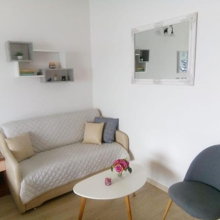Apartments And Rooms Niksa พอดโกรา ภายนอก รูปภาพ
